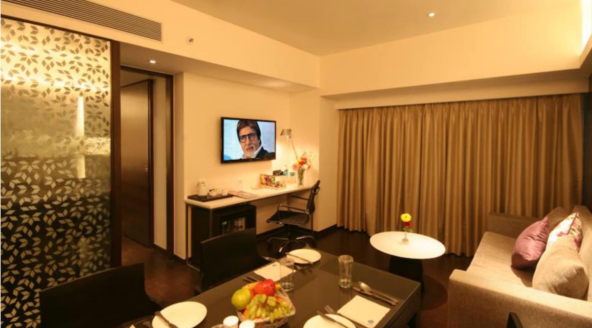 The Sahil Hotel Bombay Extérieur photo