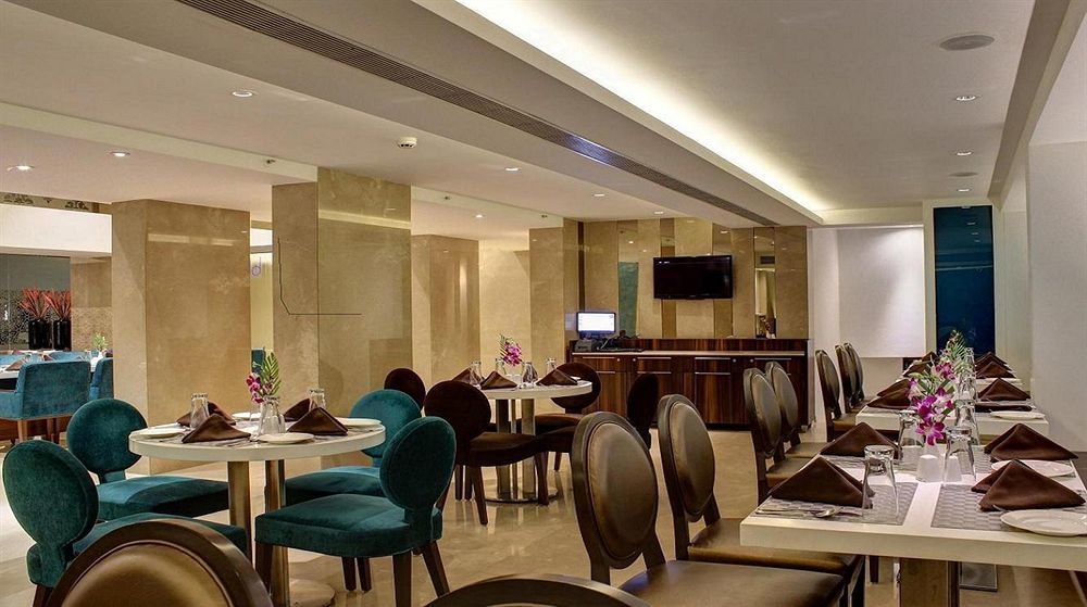 The Sahil Hotel Bombay Extérieur photo